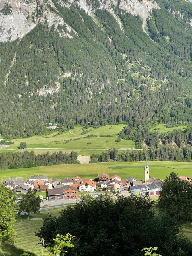 Gasthaus Beverin Farden Экстерьер фото